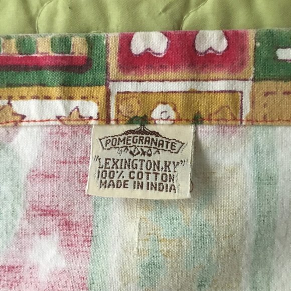 Pomegranate Inc Vintage Christmas Apron - Picture 3 of 3